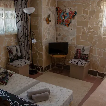 Summer House Mestral * יורט דה מאר