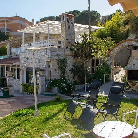 Holiday home Summer House Mestral