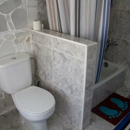 Summer House Mestral Lloret de Mar