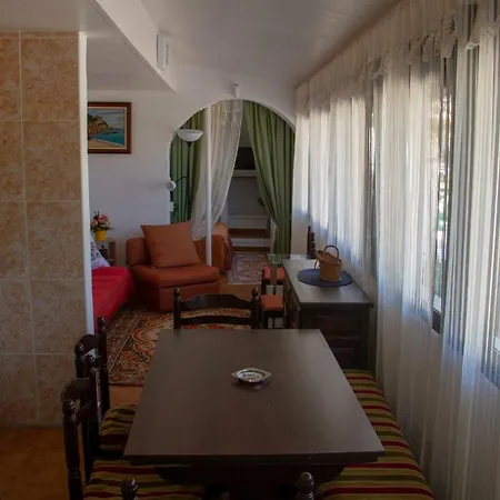 Summer House Mestral Holiday home *
